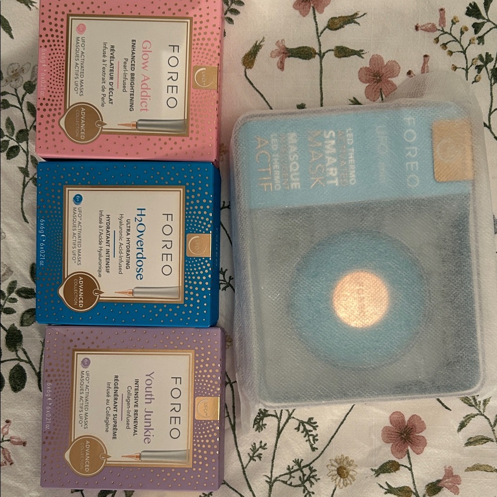 FOREO UFO Mini;LED thermo activated smart mask w/ 3 masks